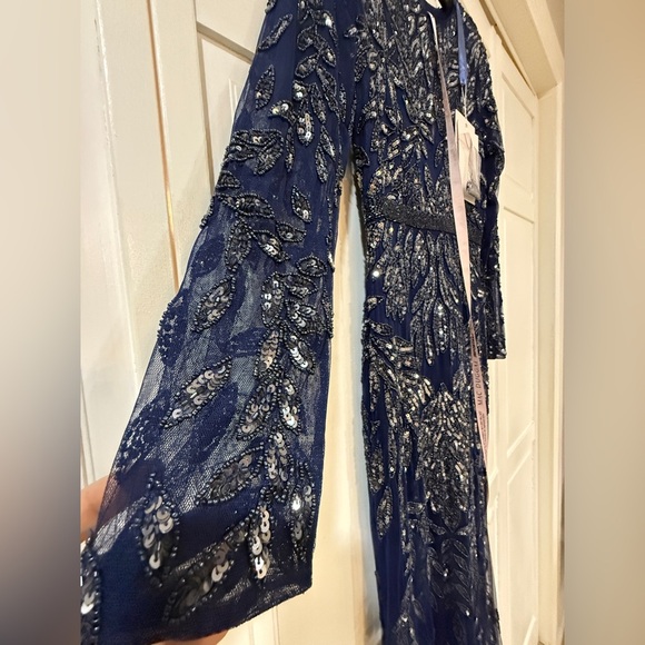 NWT | Mac Duggal 6023 Midnight Long Sleeve Neckline Embellished Gown Size 6 - Picture 6 of 11